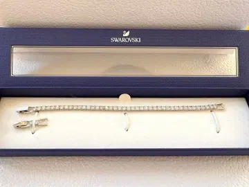 SWAROVSKI 실버 큐빅 팔찌
