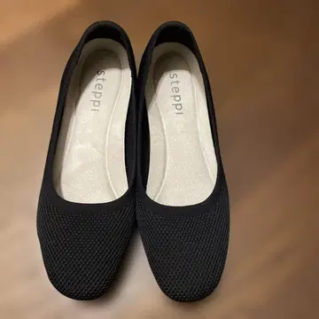 steppi 블랙 플랫슈즈