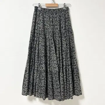 2024AW 비어즐리 프린트 티어드 개더 스커트 블랙