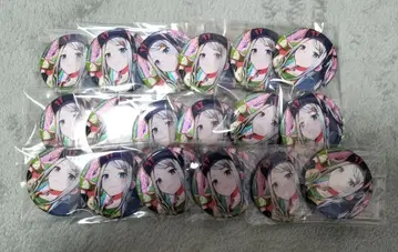 요이사키 카나데 캔뱃지 묶음 판매