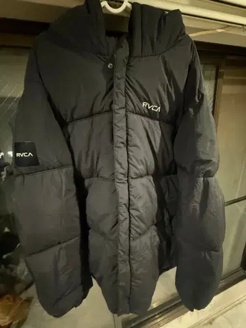 RVCA 다운 자켓 가격 인하 가능