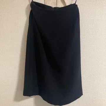 블랙 타이트 스커트와 자켓 세트