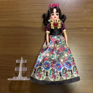 ANNA SUI 안나수이 리카짱 인형