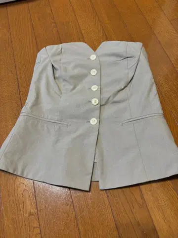 MOUSSY 버튼 부착 타이트 핏 뷔스티에