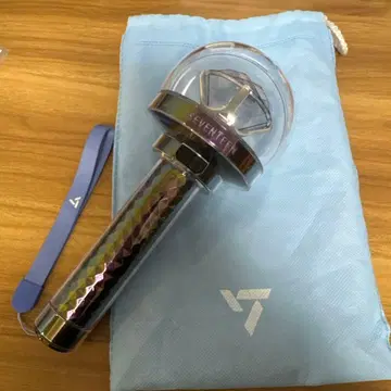 SEVENTEEN 응원봉 별 모양 탑