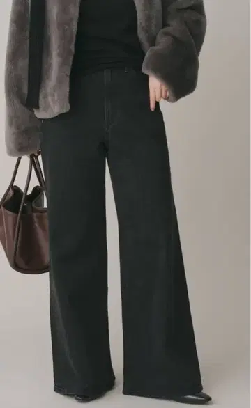 미착용 야누크 x IENA 별주 와이드 플레어 24 OBK