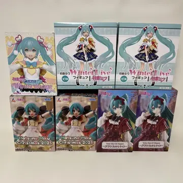 미개봉 새상품 하츠네 미쿠 피규어 묶음 판매