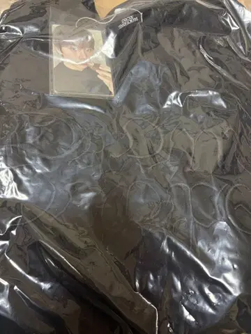 NCT DREAM 팝업 맨투맨 지성 트레이딩 카드 포함