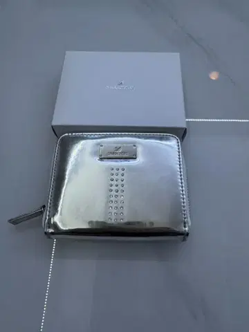 SWAROVSKI 실버 코인 케이스