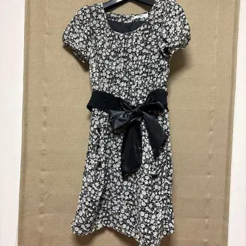 NATURAL BEAUTY BASIC 꽃무늬 반팔 원피스 S