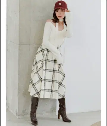 Sustainable 로빙 체크 미들 스커트