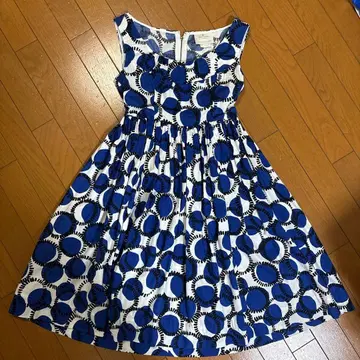 kate spade 슬리브리스 무릎 기장 원피스