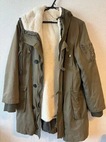 올리브색 플리스 안감 모즈 코트 M 사이즈