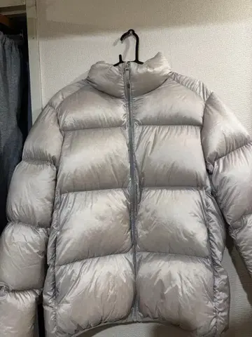 [ UNIQLO ] 울트라 라이트 다운 볼륨 자켓 화이트