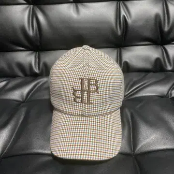 Lily Brown 자수 캡 인기 완판