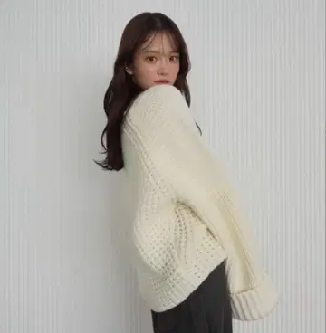 PINUE 와플 니트탑