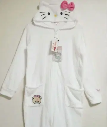 헬로키티 후드 부착 룸웨어 인형옷