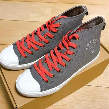 오소마츠 6쌍둥이 스니커즈 23cm 미사용 새상품