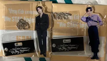 StrayKids EXHIBITION 한 지성 아크릴 스탠드 참