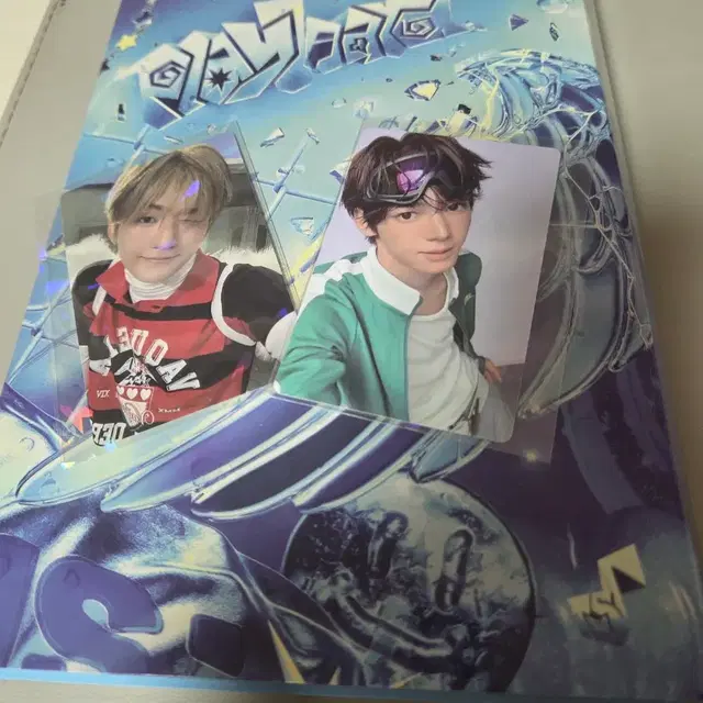 투어스 앨범,포카