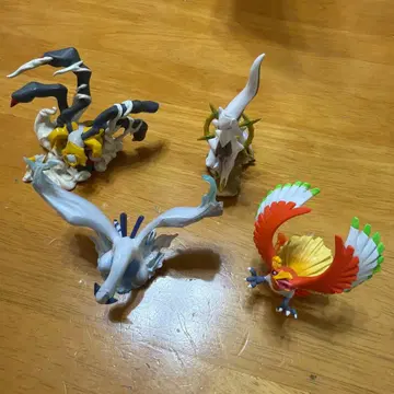 포켓몬 게임 혜택 피규어 세트 기라티나 아르세우스 칠색조 루기아