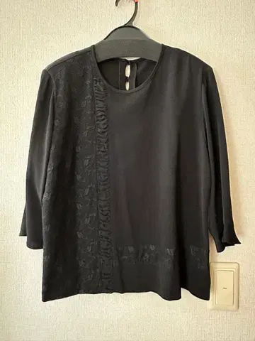 미제르 LL 사이즈 블랙 오부 소매 상의 레이스