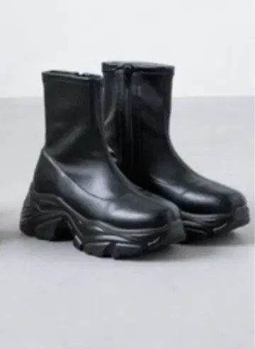 로리즈팜 숏, 스트레치 스니커즈 부츠