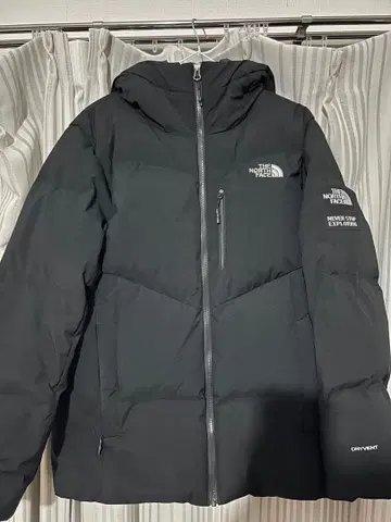 THE NORTH FACE 다운 자켓 블랙