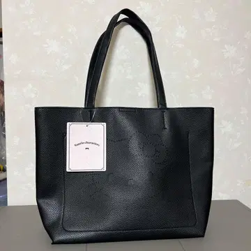 새상품 Sanrio 헬로키티 토트백 블랙