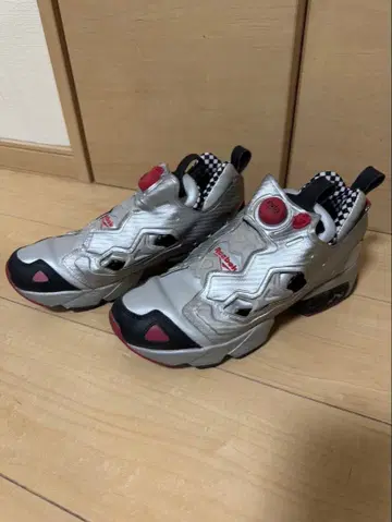 Reebok INSTAPUMP FURY 리복 펌프 퓨리