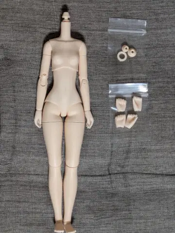 오비츠 26cm 바디 M 가슴 화이티 핸드 부품 포함