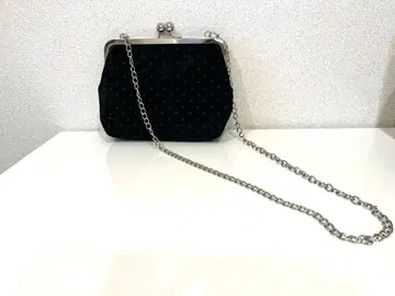 블랙 벨벳 클러치백 메탈 체인 포함