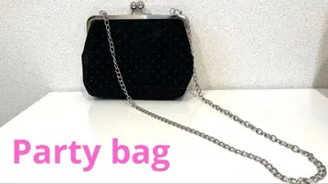 블랙 벨벳 클러치백 메탈 체인 포함