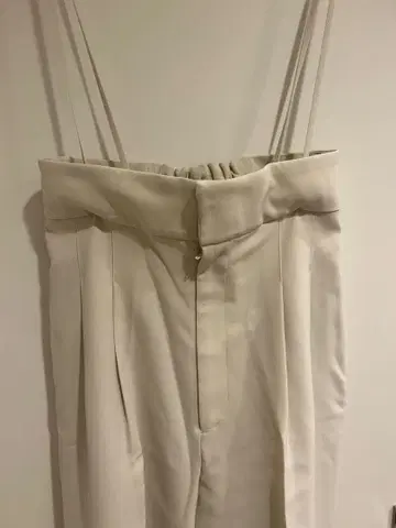 화이트 서스펜더 와이드 팬츠