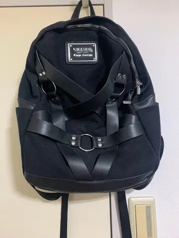 KILLSTAR 블랙 스트랩 백팩 오각형