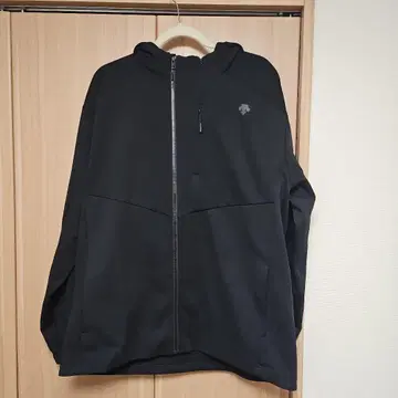 DESCENTE 데상트 후드티