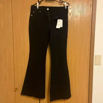 Ranan 스트레치 플레어 데님 팬츠