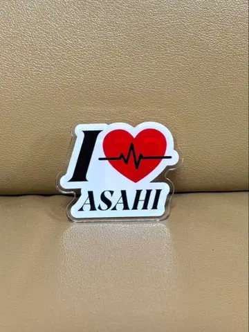 TREASURE 아크릴 배지 아사히