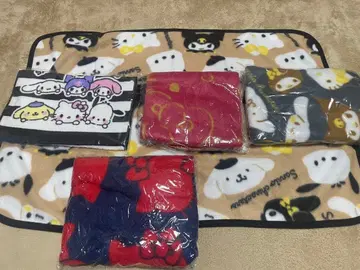 산리오 캐릭터 플리스 담요 등 5장 세트