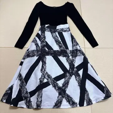 rienda 블랙 화이트 롱 원피스