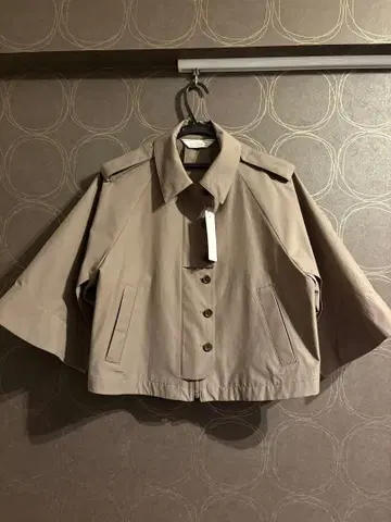 GU x rokh 판초 케이프 코트