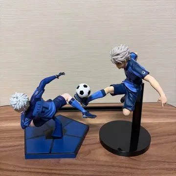 블루 록 나기 세이시로 피규어 2체 세트