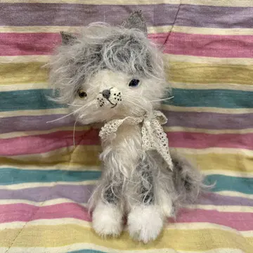 대인기 작가 고양이 씨