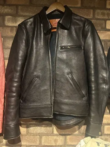 텐진 웍스 가죽 자켓