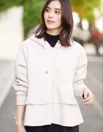 아베베 티어드 플레어 ZIP 후드티 네이비