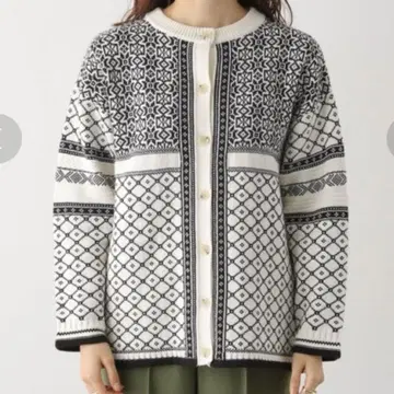 택 포함 새상품 7게이지 자카드 무늬 가디건 2way 완판템 LEPSIM