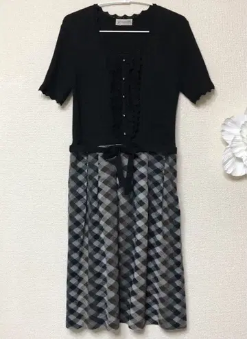 앨리스버리 반팔 니트 도킹 원피스 L 11호 블랙 x 브라운 새상품급