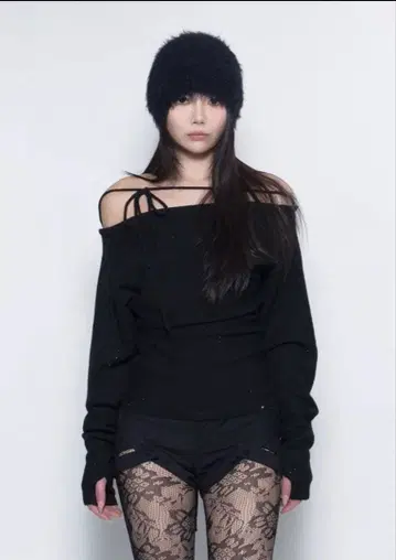 theredthread S sequin offshoulder knit