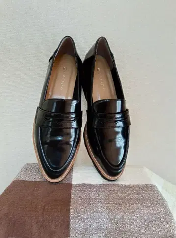 carino 포인티드 코인 로퍼 23cm