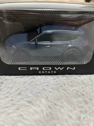 크라운 에스테이트 CROWN ESTATE 다크 블루 미니카